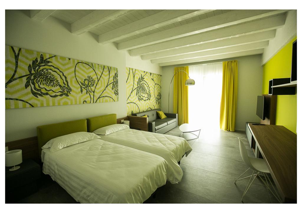 Ca' Barbini Resort Garda  Exterior photo